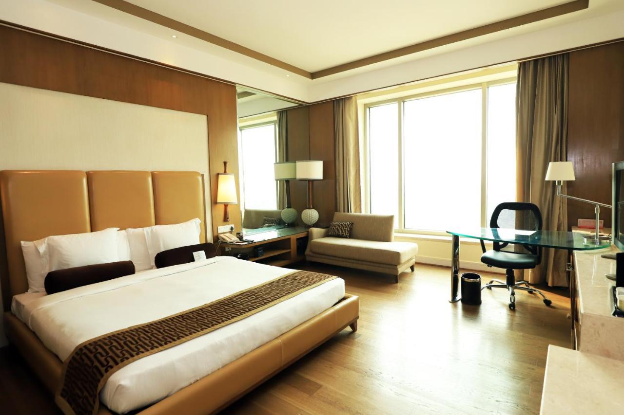 Crowne Plaza New Delhi Okhla By Ihg Hotel Eksteriør billede